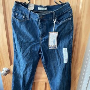 New With Tags, Misses Size 12 Short Slimming Boot Cut Levi Jeans